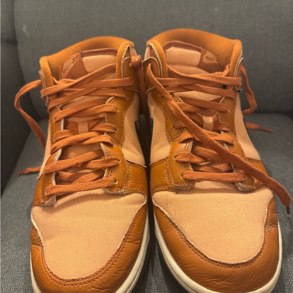 Men’s Nike Dunk Mid- Amber